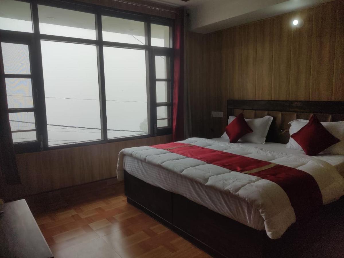 Fabhotel Maya Mussoorie Exteriör bild